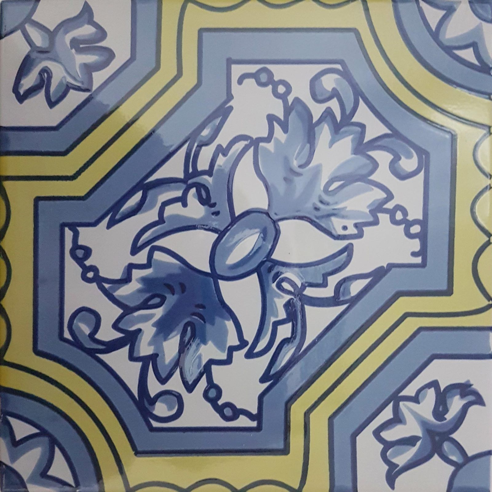 Azulejo artesano 20×20 Urbem, decoración en blanco y azul